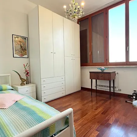 Se168 - Senigallia, Elegante Trilocale Comodo Ai Servizi * 西尼加利亚