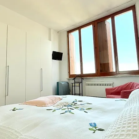 Se168 - Senigallia, Elegante Trilocale Comodo Ai Servizi *